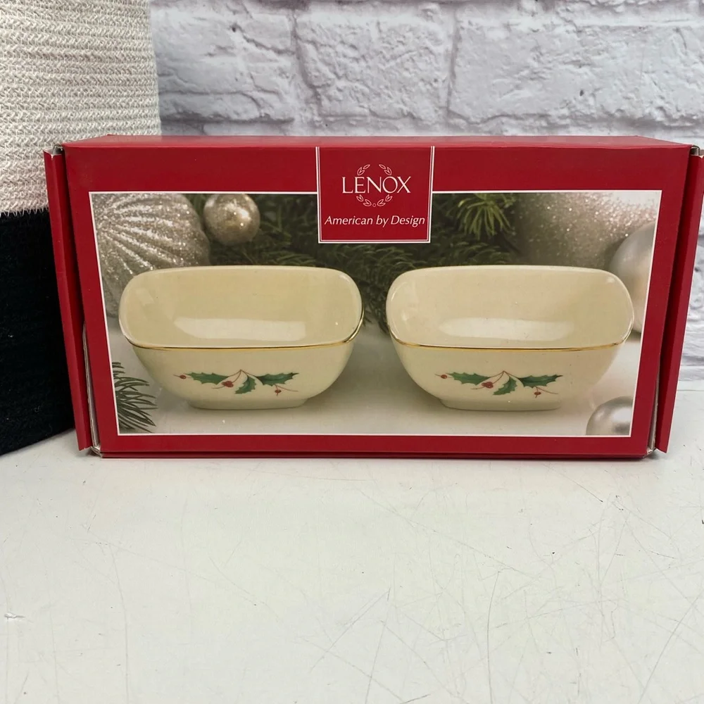 Lenox Holiday China Set of‎ Two Bowls